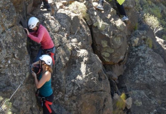  Monter la via ferrata 